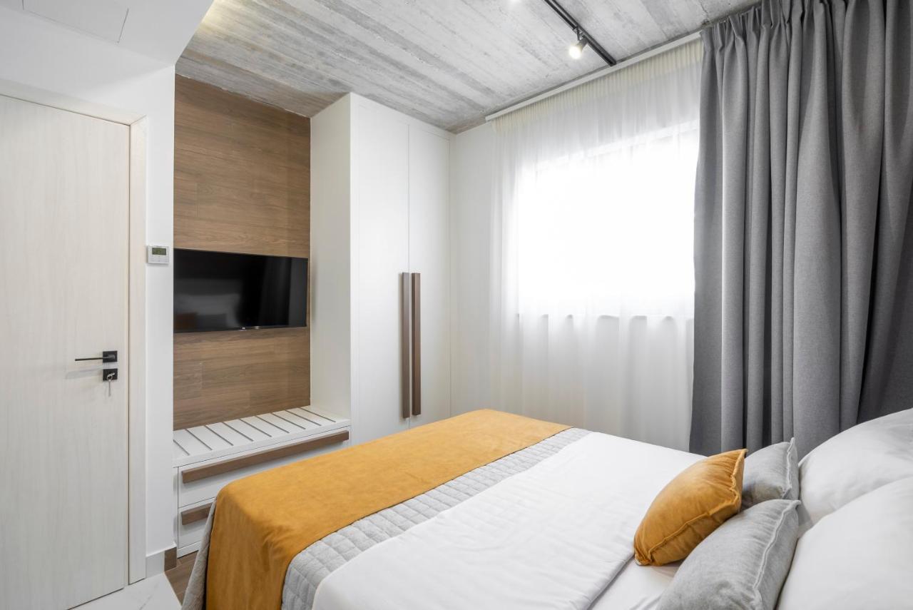 Disegno Residences Chrissi Akti Chania Exterior foto