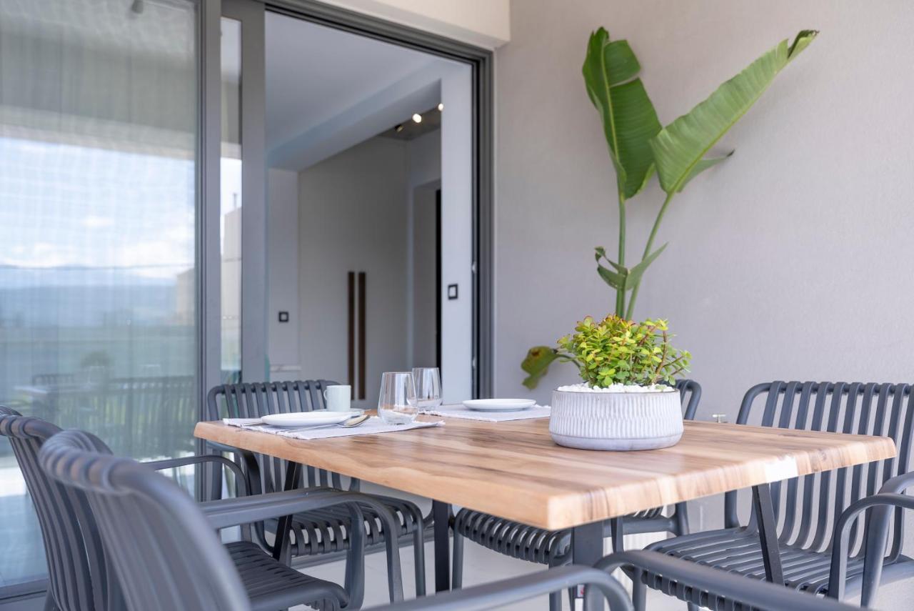 Disegno Residences Chrissi Akti Chania Exterior foto